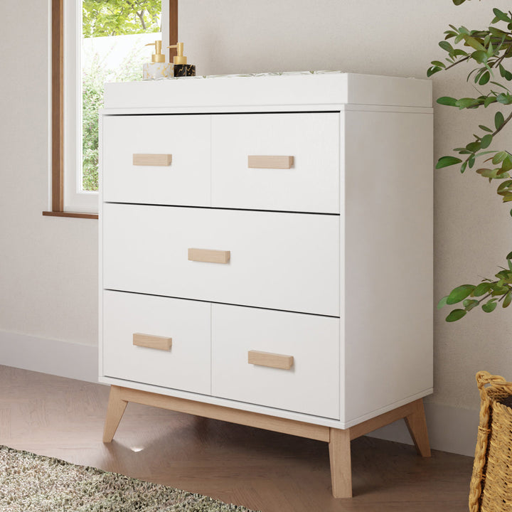 Scoot 3 Drawer Changing Table babyletto Color: White/Washed Natural