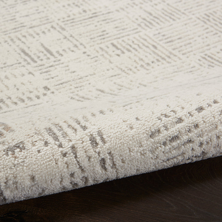 Adriao Geometric Gray/Ivory Area Rug Wade Logan® Rug Size: Rectangle 9' x 12'