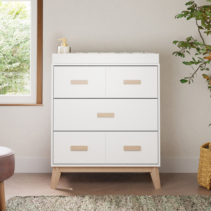 Scoot 3 Drawer Changing Table babyletto Color: White/Washed Natural