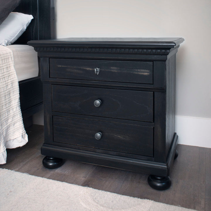 Waylon 3 - Drawer Solid Wood Nightstand in Black/Silver Greyleigh™