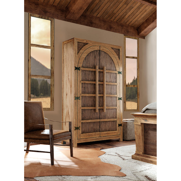 Big Sky Wardrobe Hooker Furniture