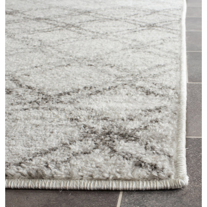 Muniz Performance Geometric Rug Union Rustic Rug Size: Runner 2'6" x 8'