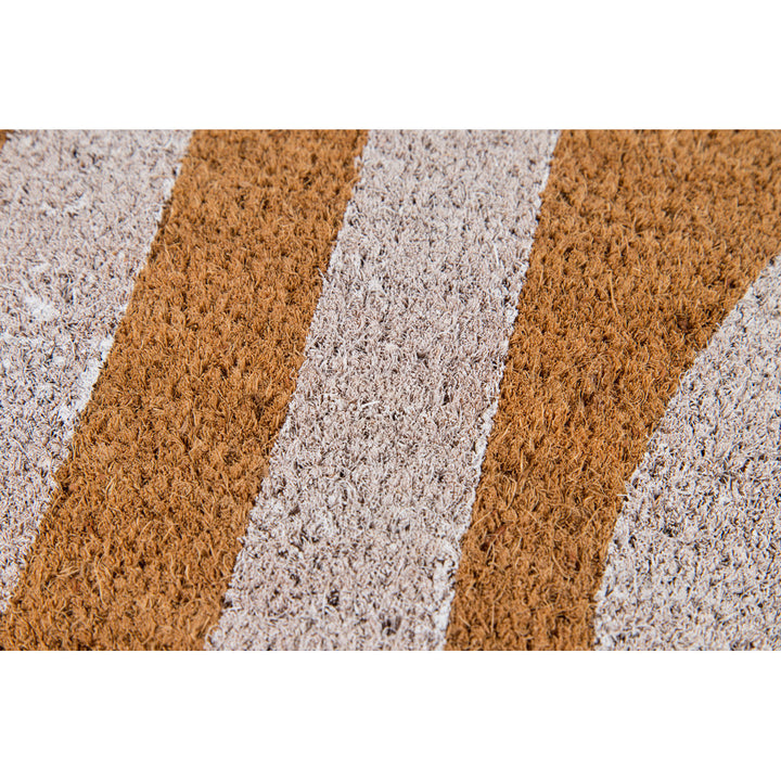 Aloha Hello 30" x 18" Non-Slip Indoor / Outdoor Door Mat Novogratz