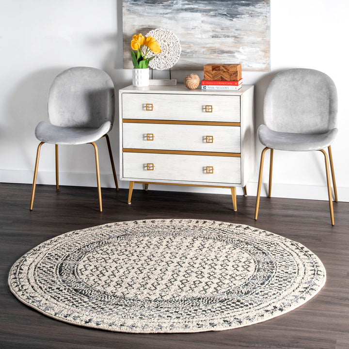 Gilleland Geometric Multi Gray Area Rug Langley Street® Rug Size: Round 5'