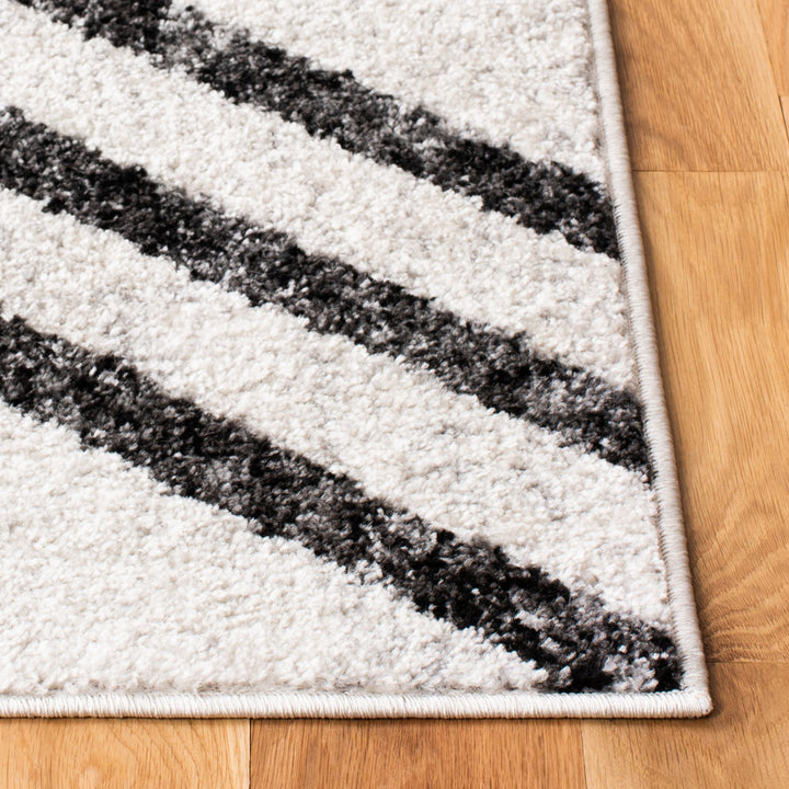 Wyckhoff Performance Geometric Rug Union Rustic Rug Size: Square 8'