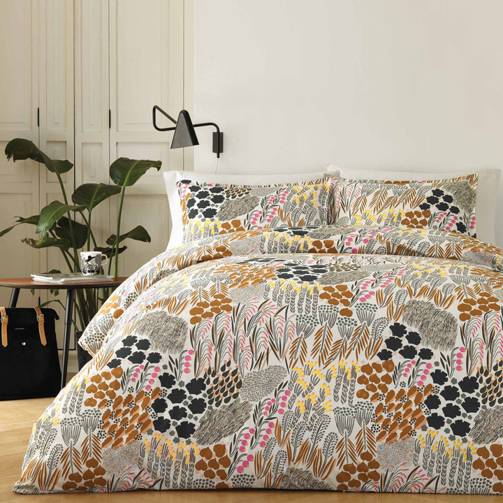 Marimekko Pieni Letto Brown Cotton Duvet Cover Set Marimekko Size: King Duvet Cover + 2 King Shams