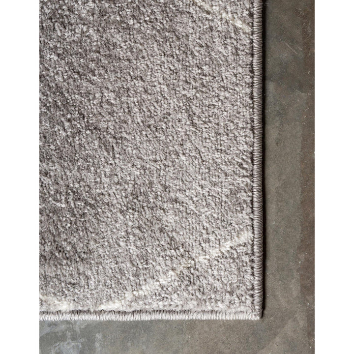 Debrodie Geometric Light Gray Area Rug George Oliver Rug Size: Rectangle 10' x 13'1"