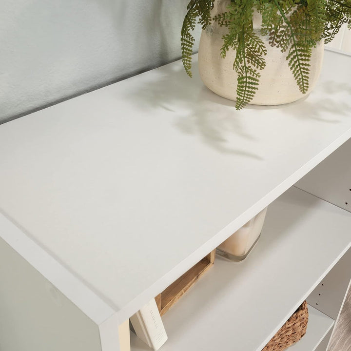 Arisztid 35.28" H x 24.57" W Standard Bookcase Lark Manor™ Color: Soft White