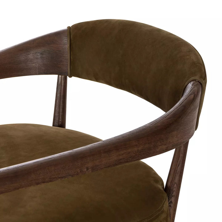 Nade Chair