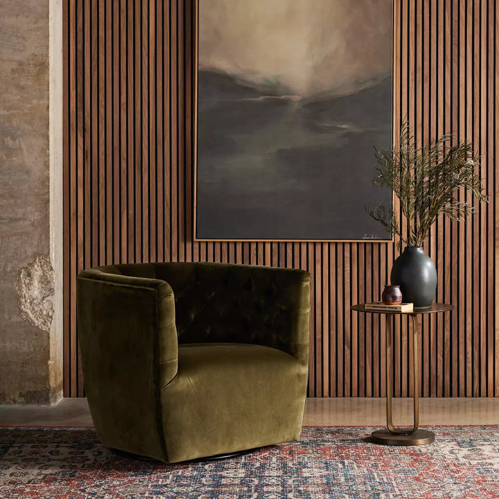 Hannah Swivel Chair