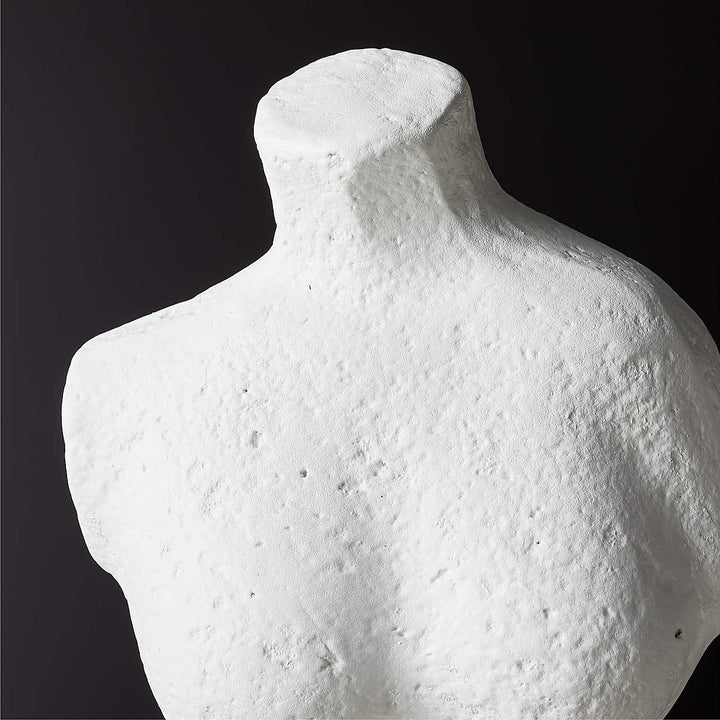 Eva Bust