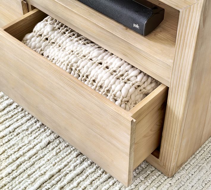 Folsom Small Media Console