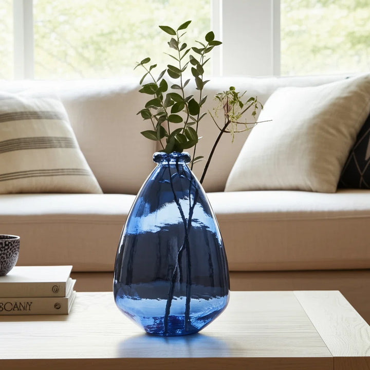 Rounded Glass Vase with Curved Base