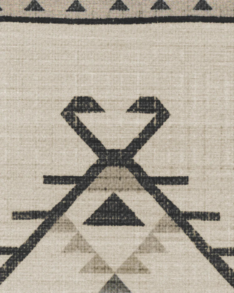 Damali Black And White Rug-6'x6'