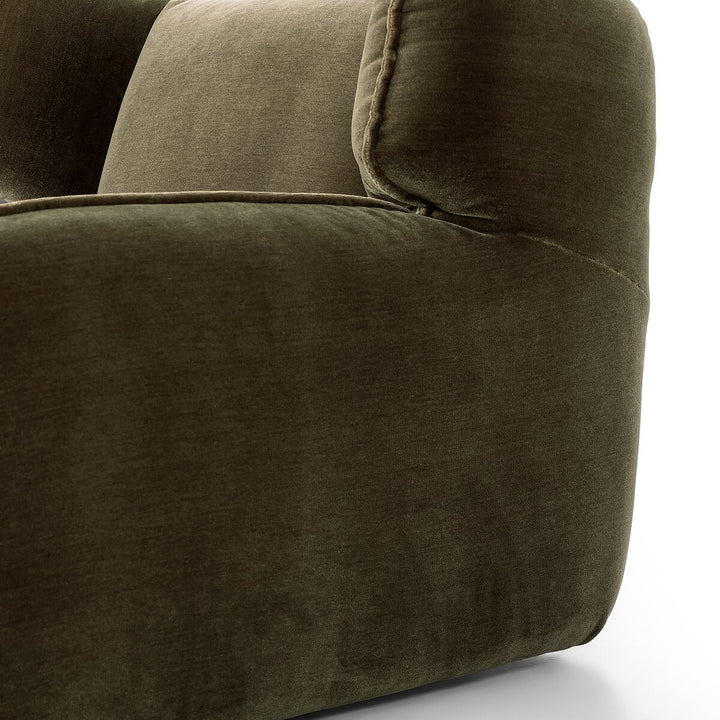 Bru Swivel Chair