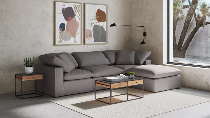 Lila Ottoman
