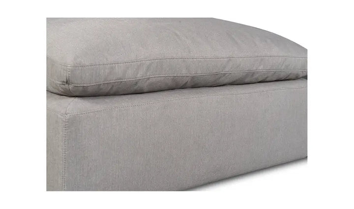 Lila Ottoman