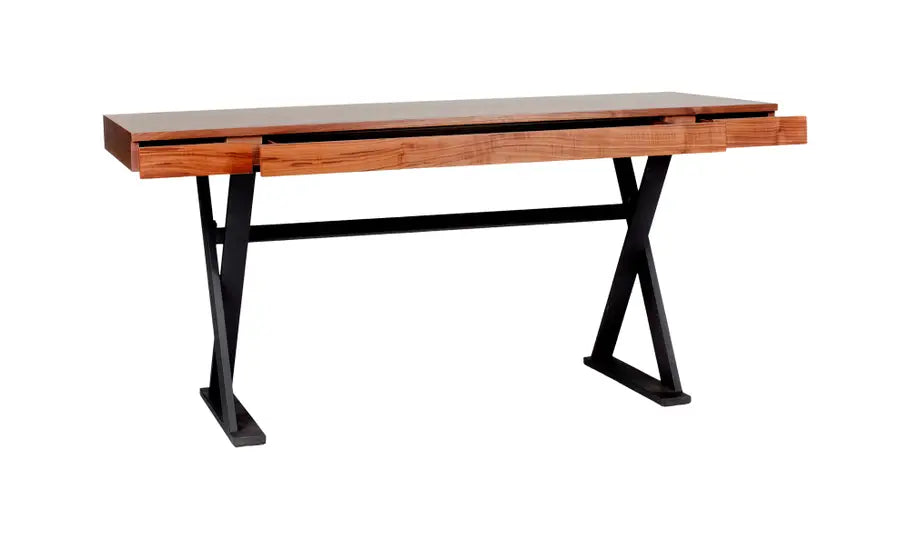 Real Desk
