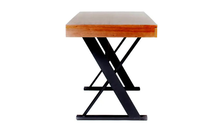 Real Desk