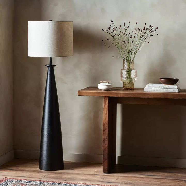 Sendi Floor Lamp - Matte Black