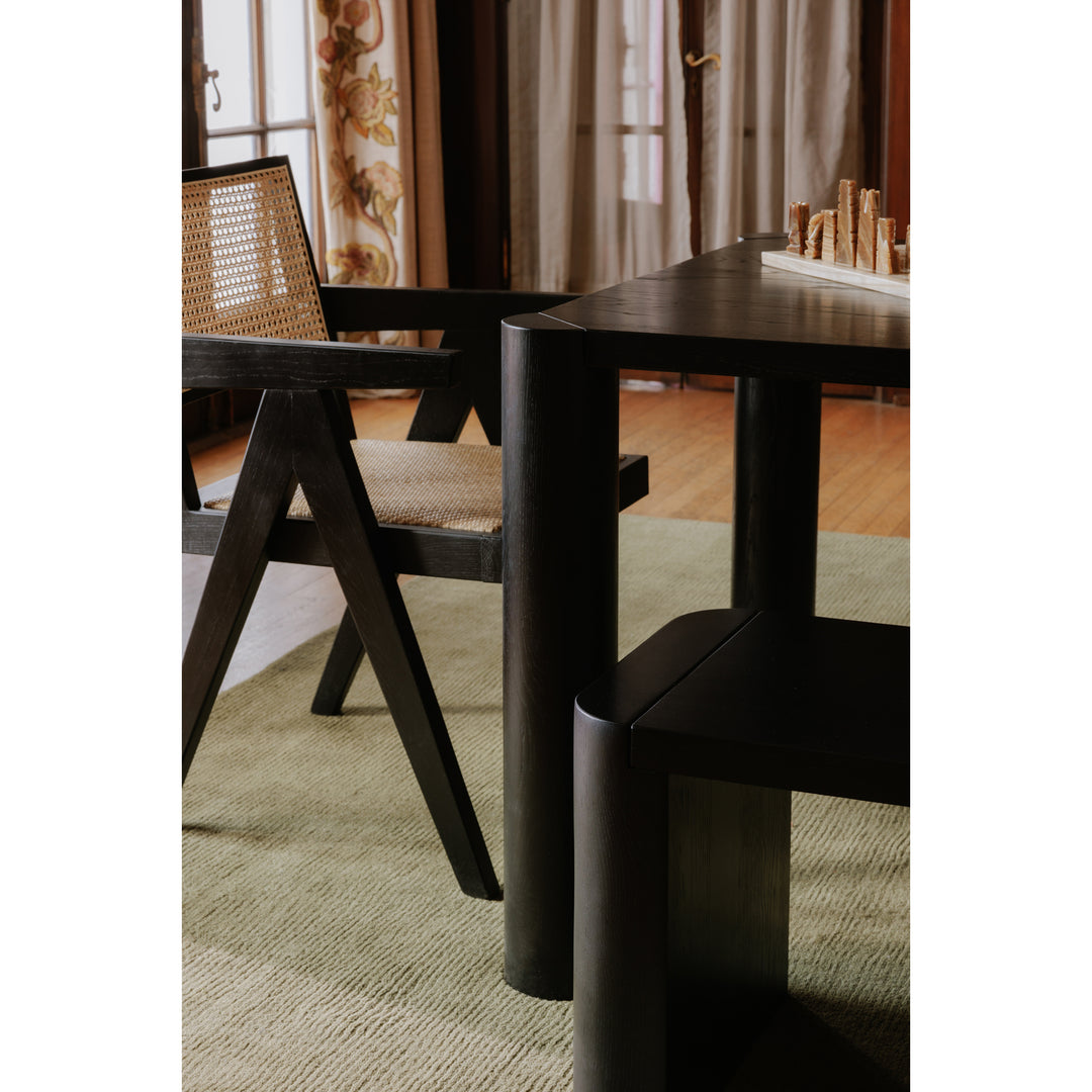 Elegant Round Dining Perch Set