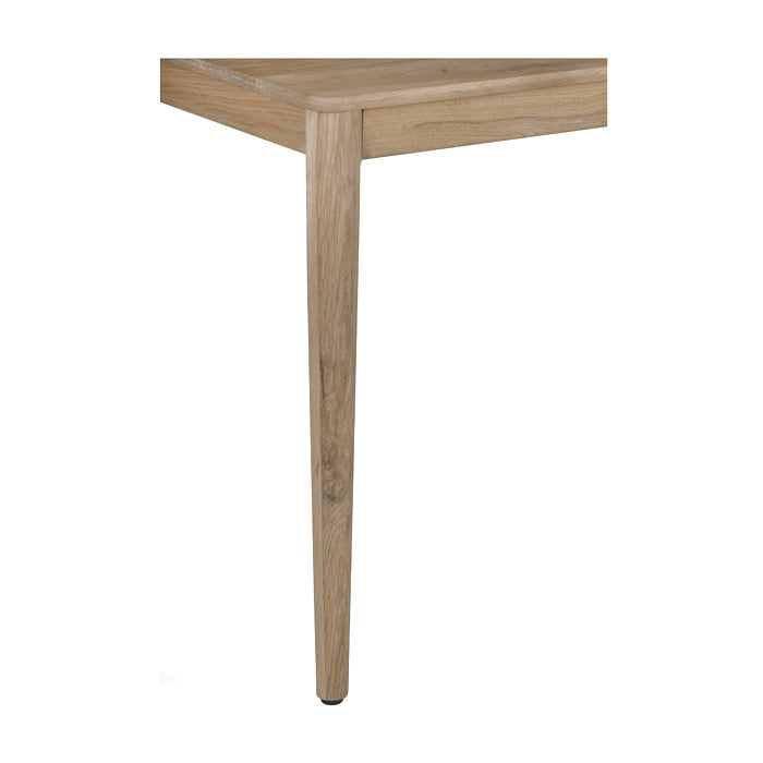 Modern Chic Oak Dining Table - Sustainable Style