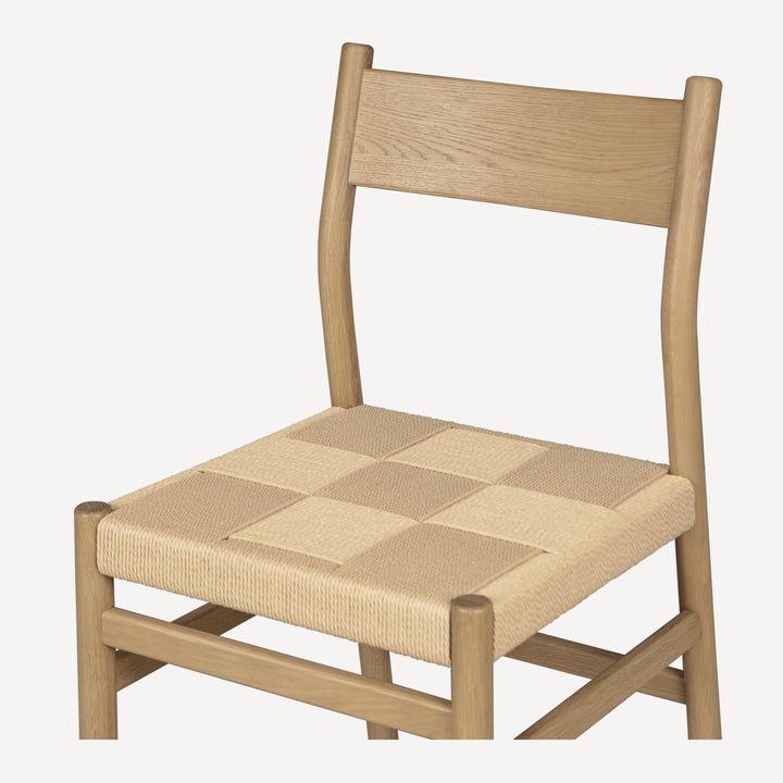 Elegant Minimalist Oak Dining Duo
