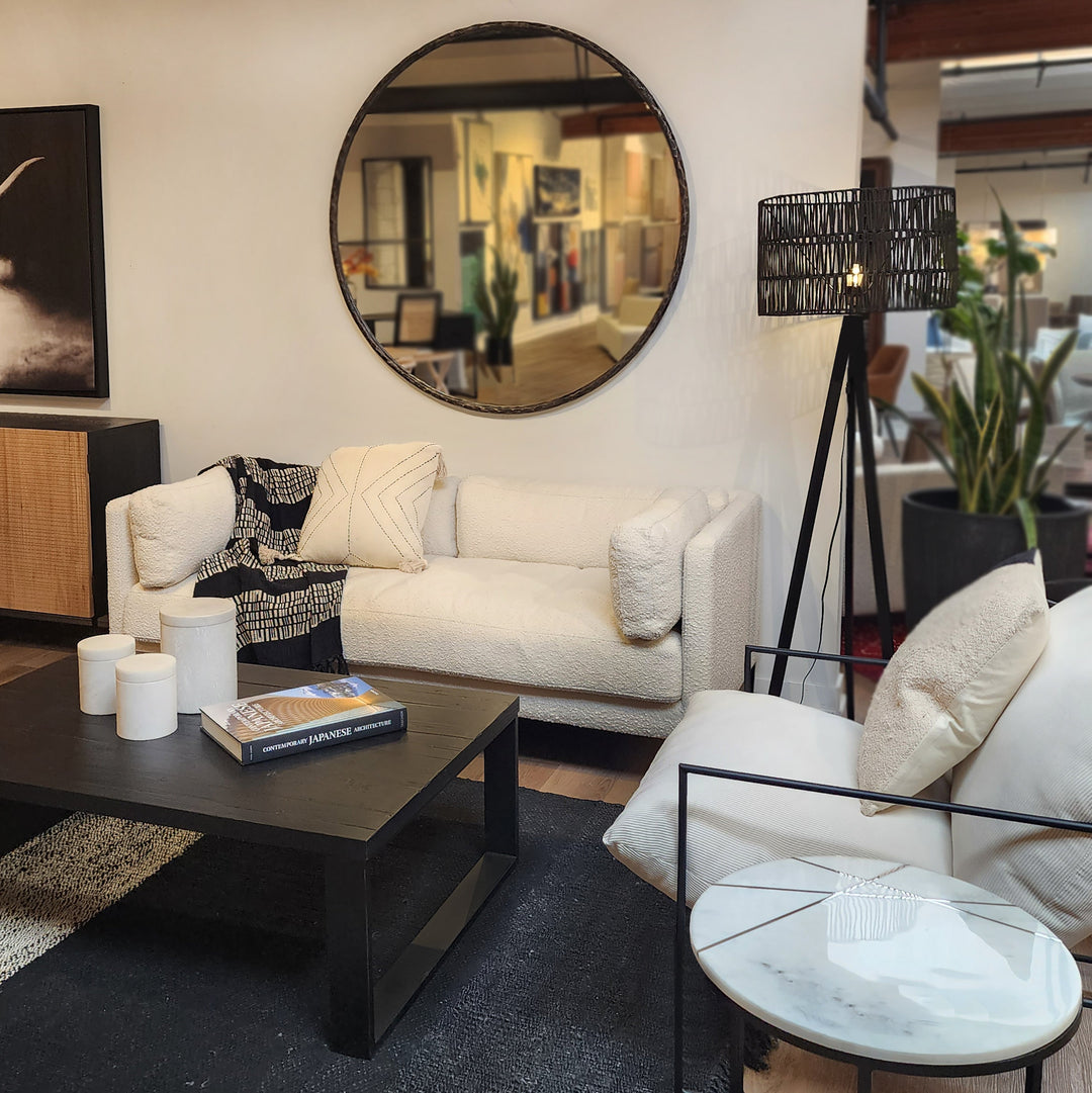 Reflections on Your Wall - Modern Wide-View Mirror