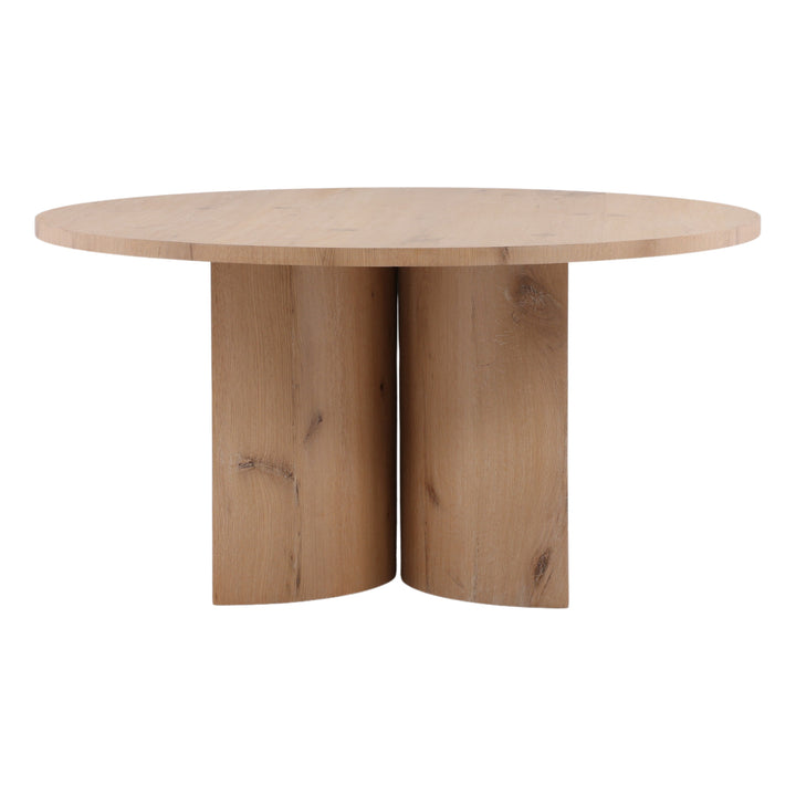 Elegant Vista Gourmet Table