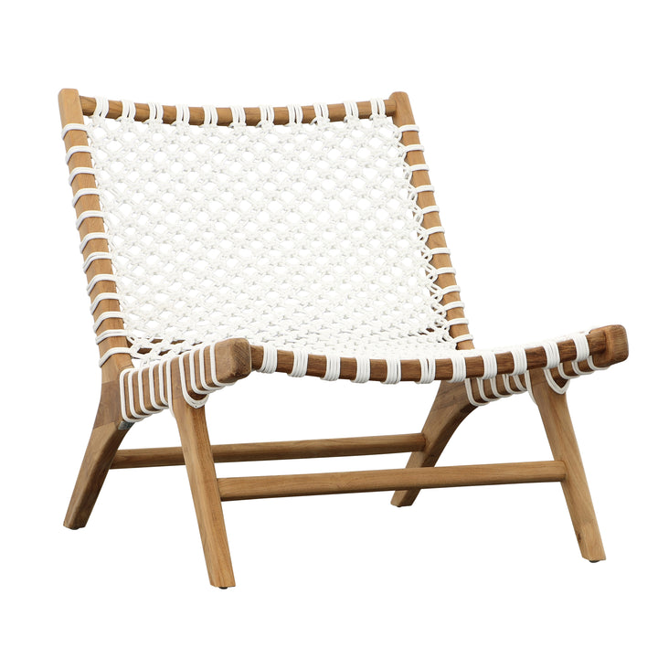 Cozy Sunlit Retreat: Weather-Resistant Patio Seating