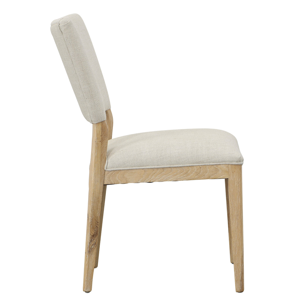 Elegant Bistro Chair for a Cozy Dining Experience