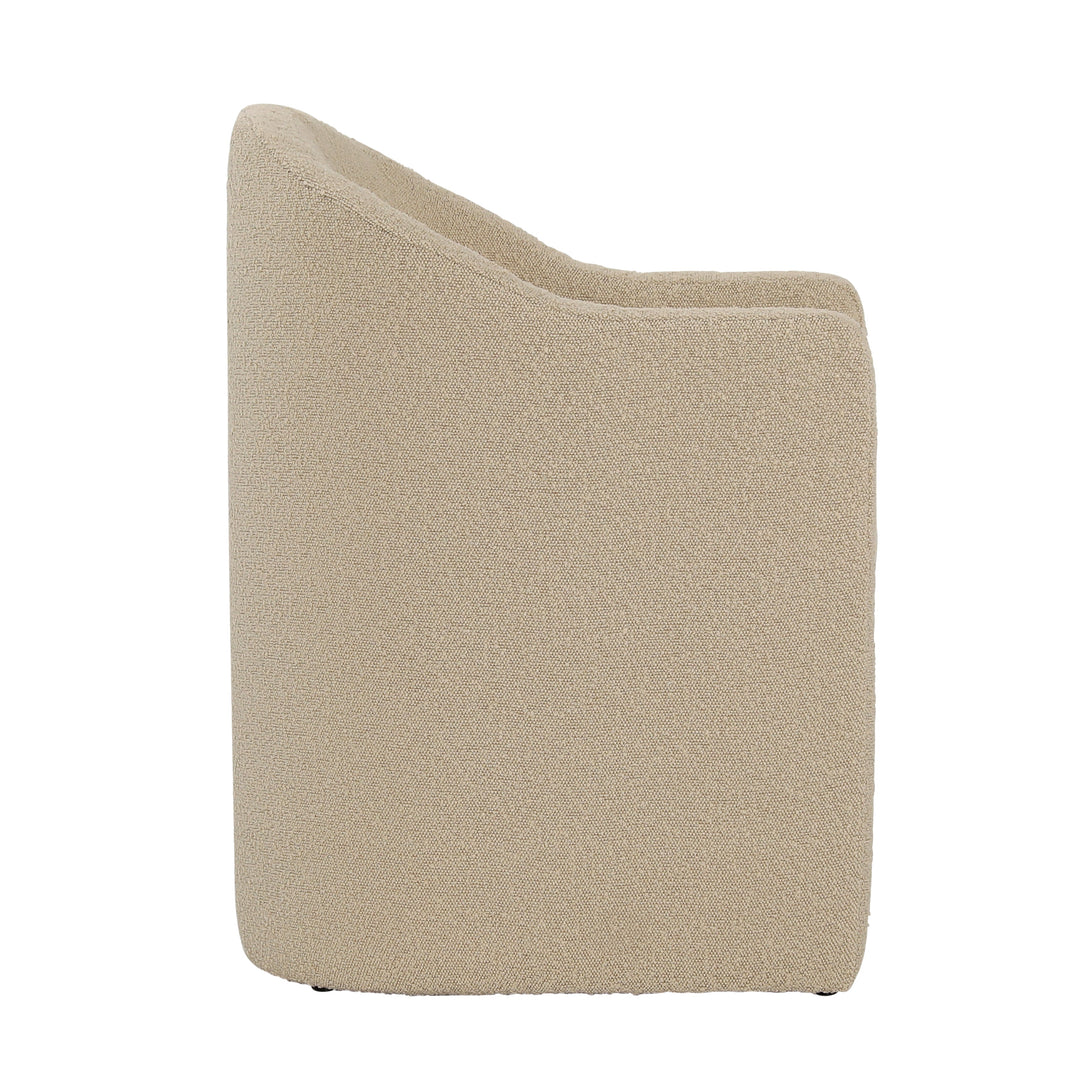 Vogue Bistro Elegance Sand-Toned Seating