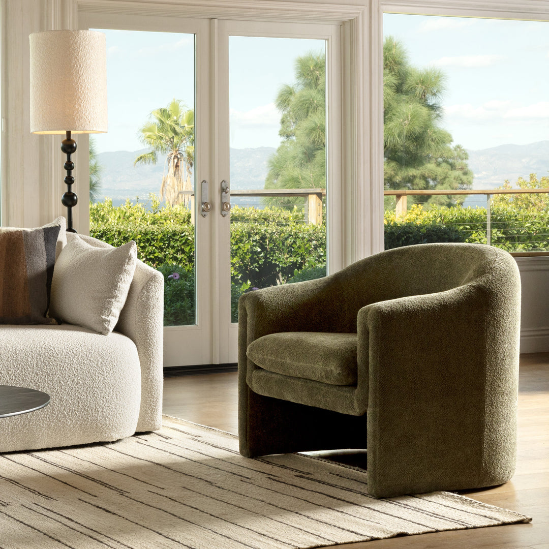 Vibrant Verdure Lounge Seat