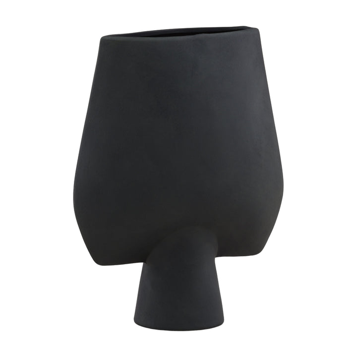 Obsidian Elegance Dark Vessel