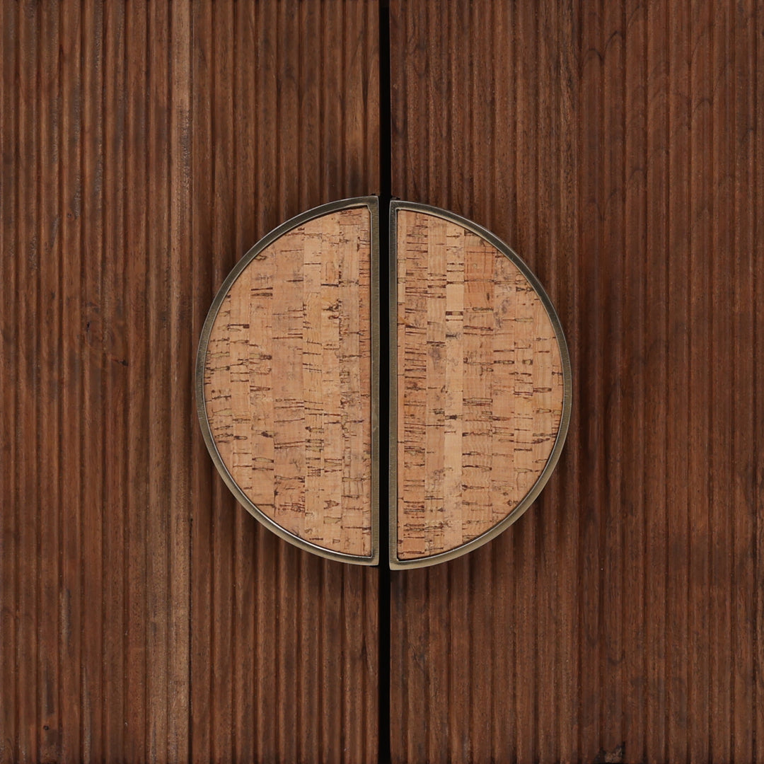 Walnut Wondershelf: Versatile Wooden Bookcase