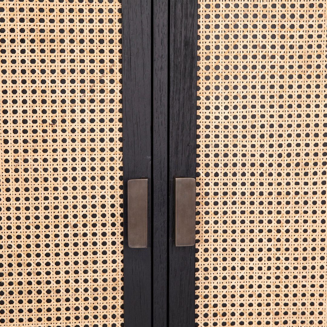 Sleek Obscure Shelter - Black