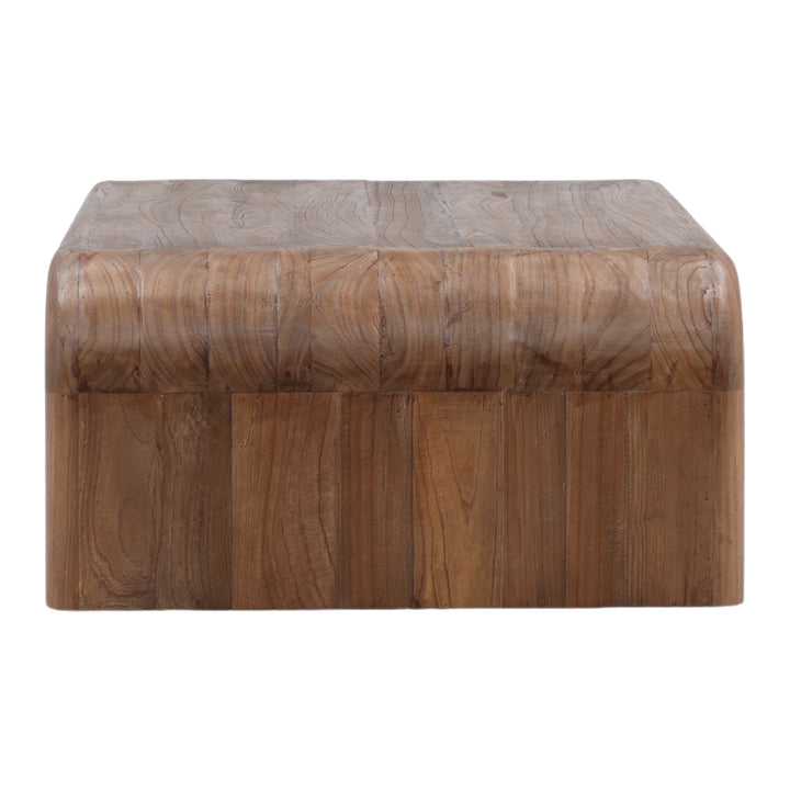 Vintage Chic Wooden Gathering Hub