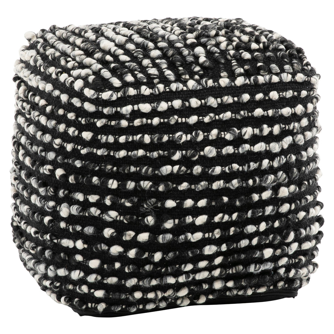 Cloud Nestle Cushion Pouf