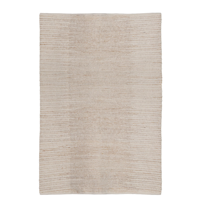 Nature's Embrace Handwoven Jute Area Rug (6ft x 9ft)