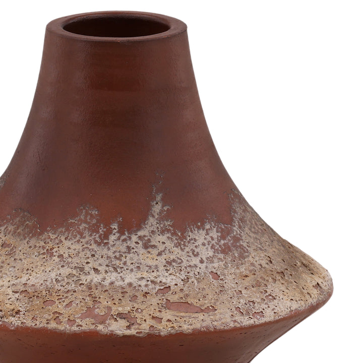 Elegant Sky-Blue Crystal Apex Vessel