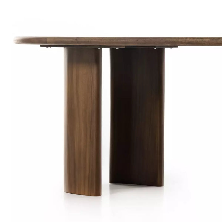 Braylor Dining Table