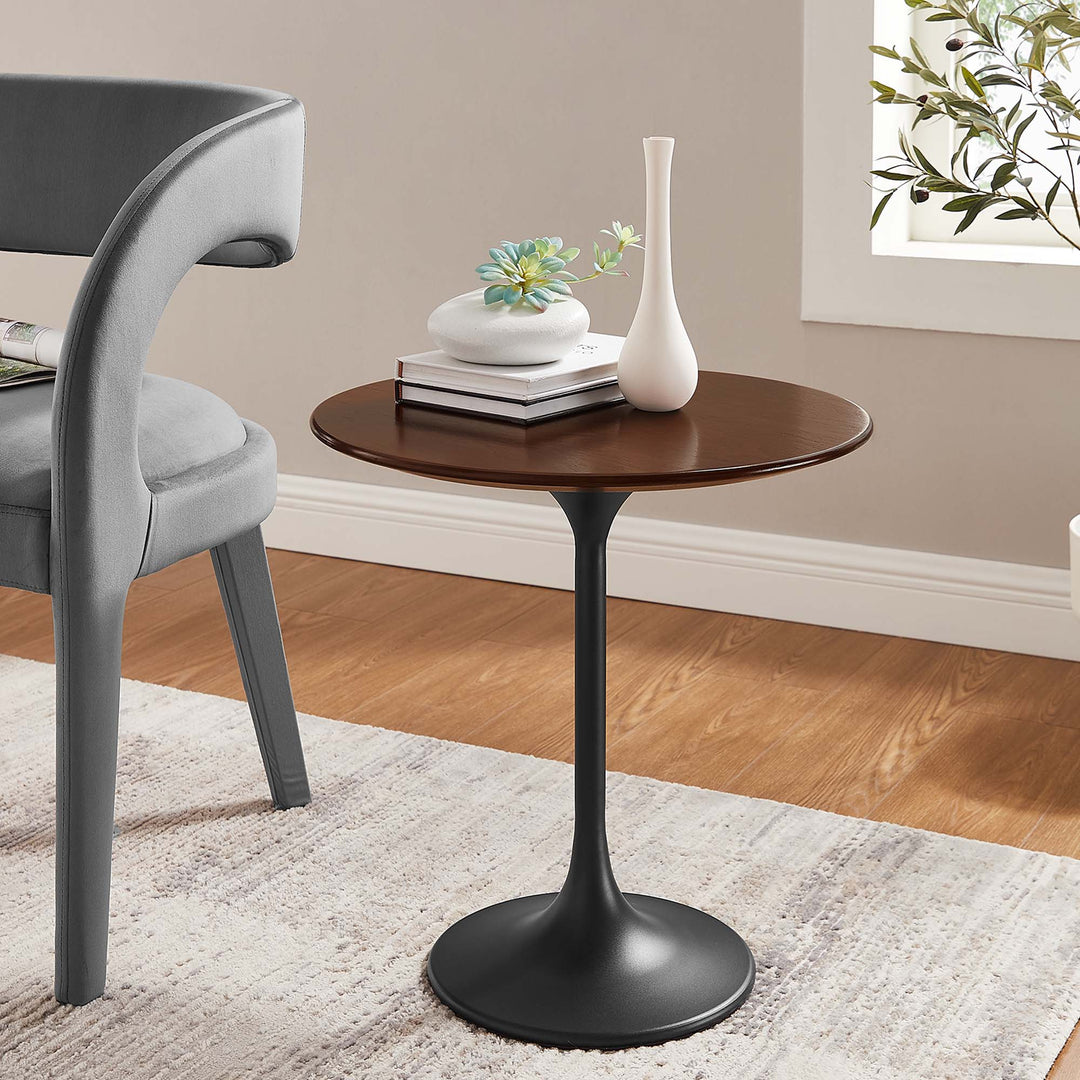 Livia 20" Round Wood Grain Side Table