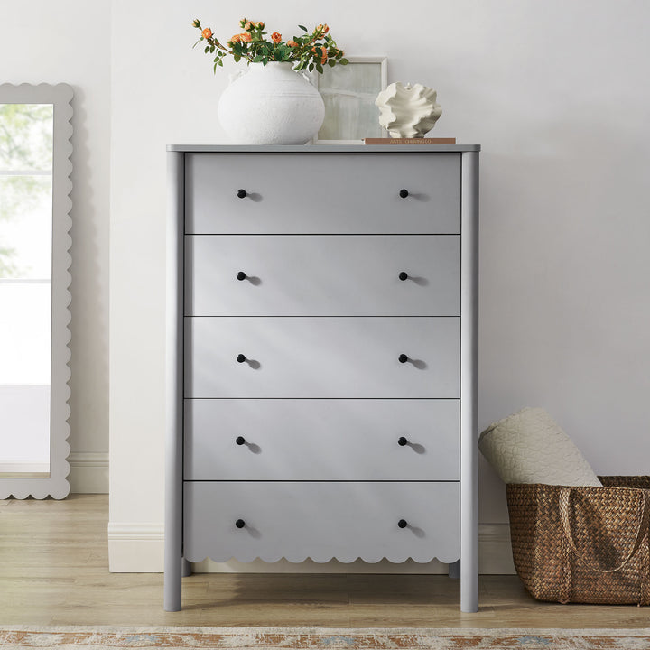 Eloise Scalloped 5-Drawer Chest