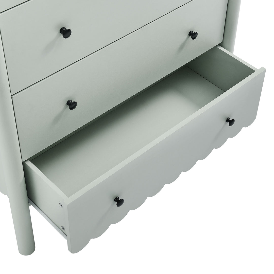 Eloise Scalloped 5-Drawer Chest