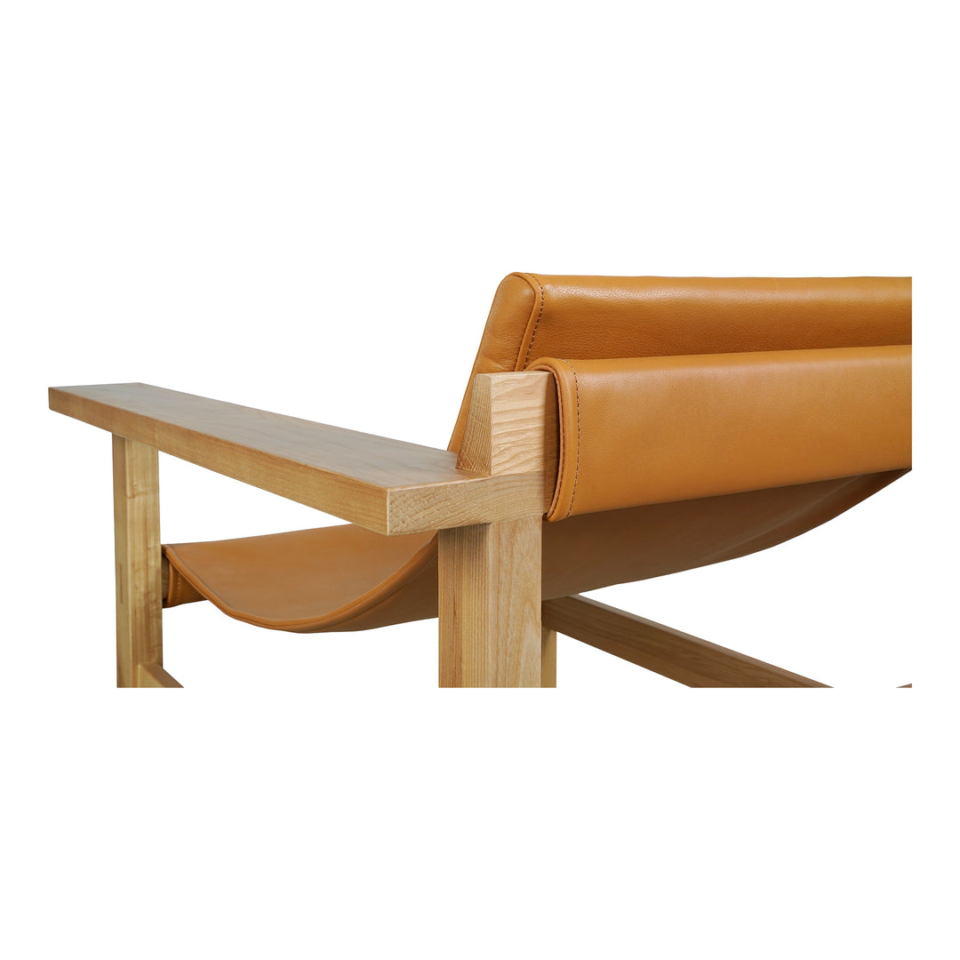 Essence Lounger: A Modern Bauhaus-Inspired Seating Solution