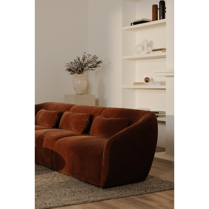 Cozy Curve Lounge Chair - Left-Facing Design