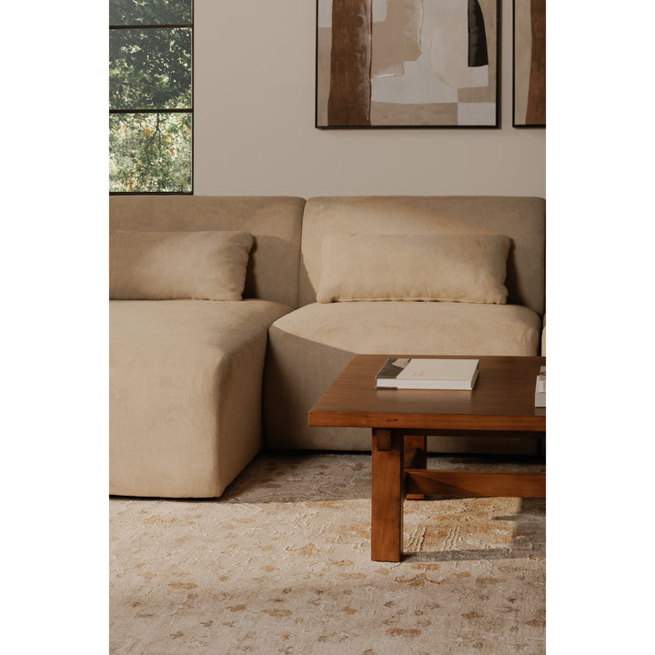 Luxury Curved Lounger: Versatile Seating Solution