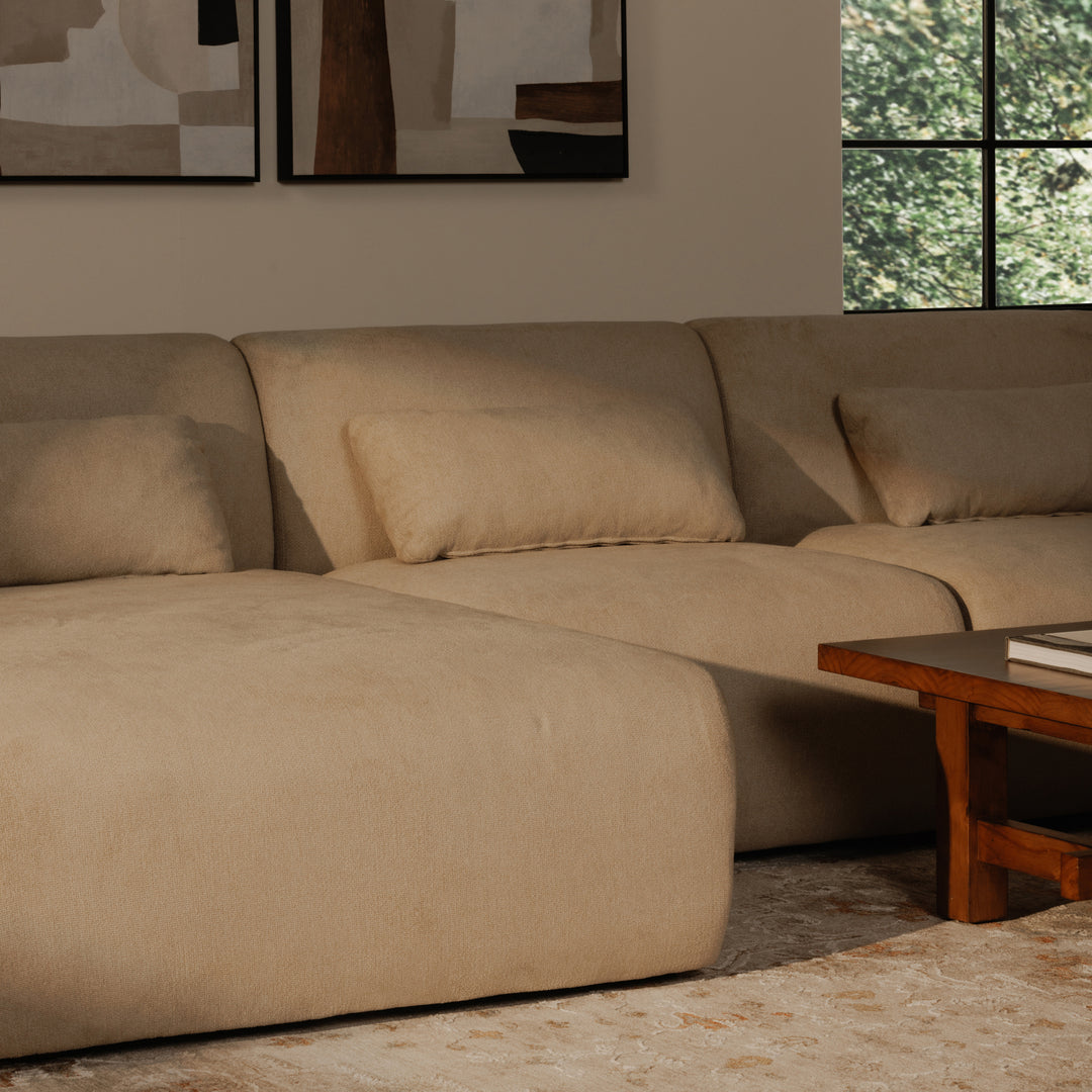 Luxury Curved Lounger: Versatile Seating Solution