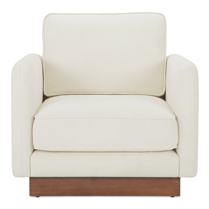 Modern Elevate Chair: Mid-Century Inspired Seating