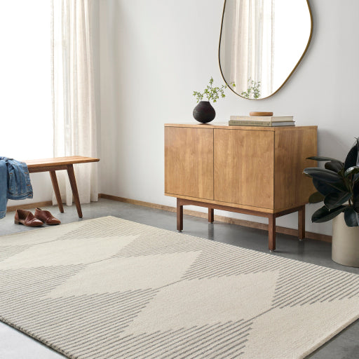 Granada Glimmer Handcrafted Rug